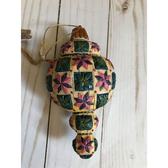 Jim Shore Heartwood Creek Christmas ornament 2004 vintage quilt pattern - Picture 2 of 4